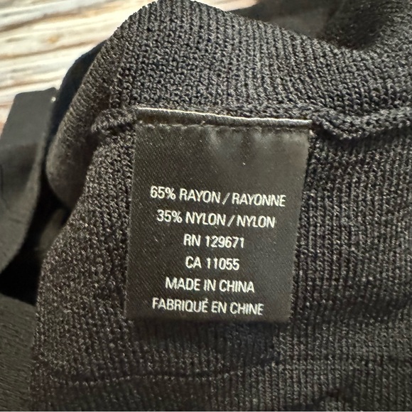 360 Sweater Italian Yarn Knit Short Sleeve Crop Length Top Black Sz XS - Picture 6 of 8